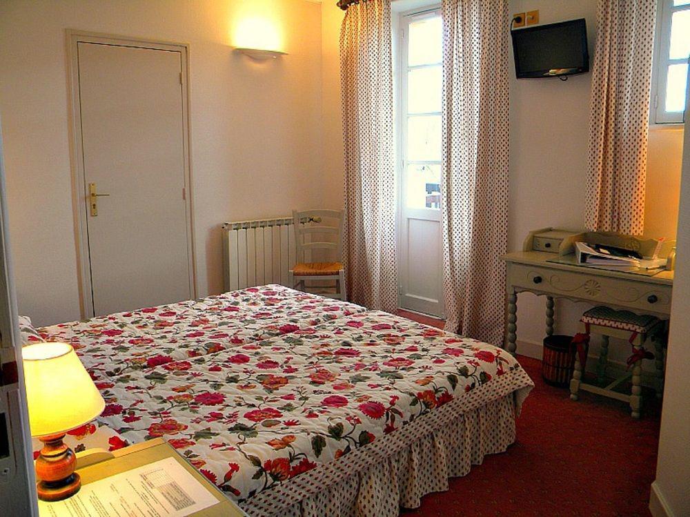 Les Jardins De Bakea 4*