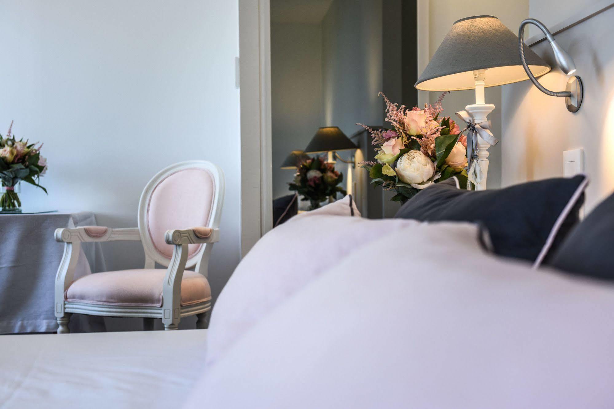 Les Jardins De Bakea Hotel
